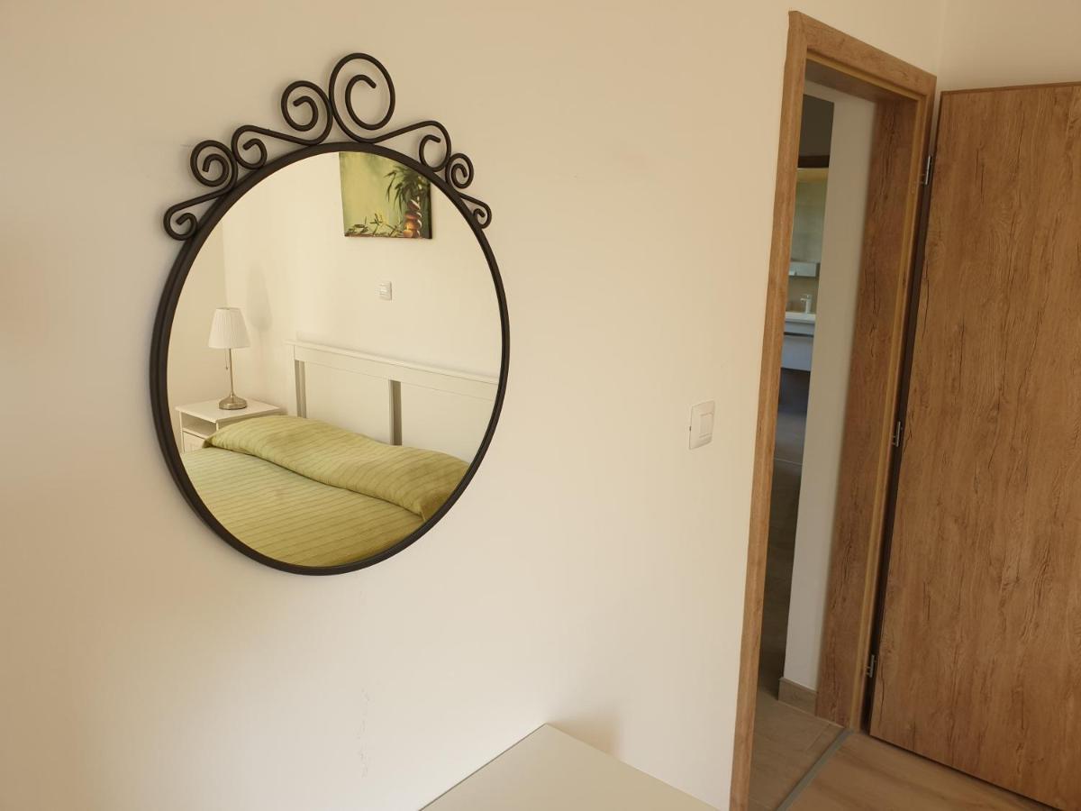 Apartments Stella Apsyrtides オソル エクステリア 写真