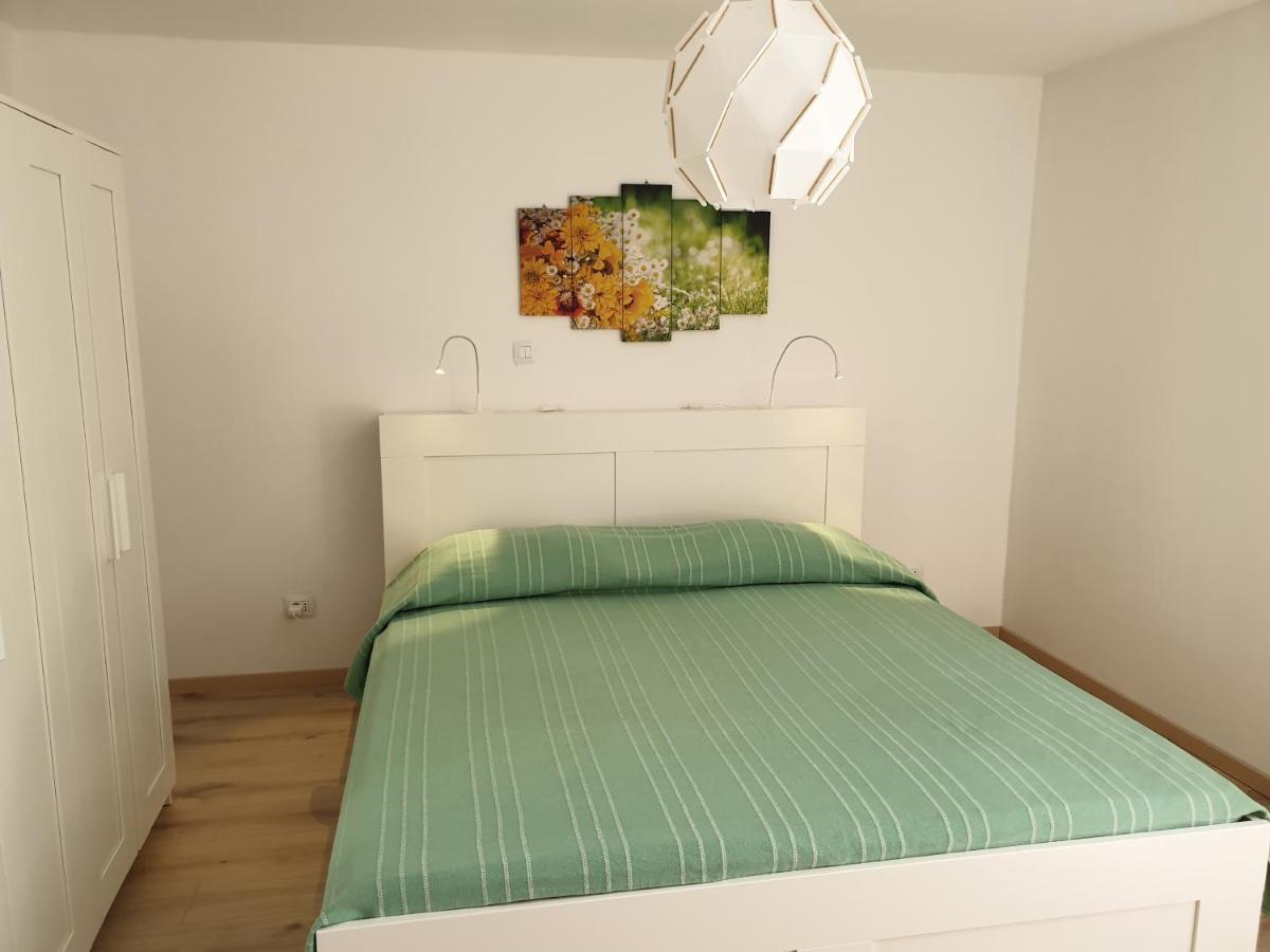 Apartments Stella Apsyrtides オソル エクステリア 写真