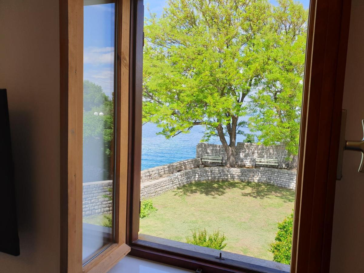 Apartments Stella Apsyrtides オソル エクステリア 写真